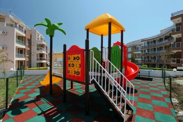 Apartments Del Sol - Sunny Island Complex Tjernomorets Exteriör bild