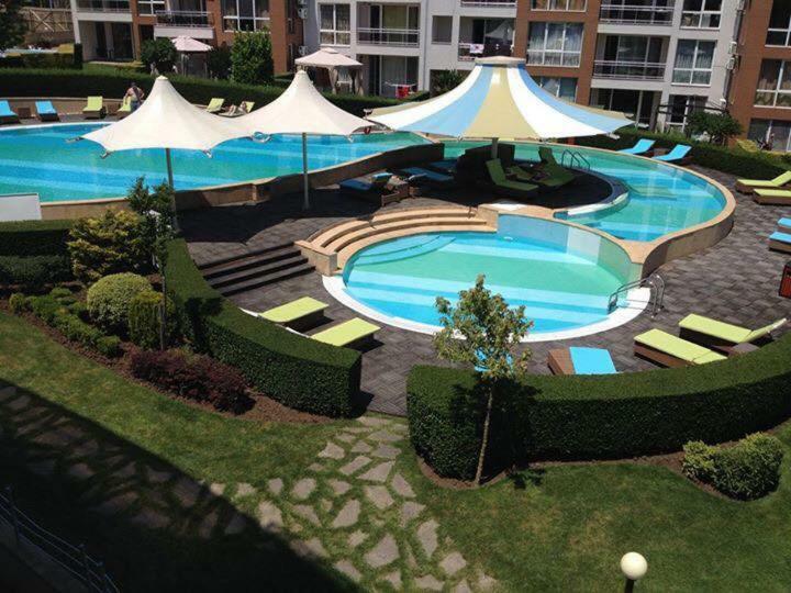 Apartments Del Sol - Sunny Island Complex Tjernomorets Exteriör bild